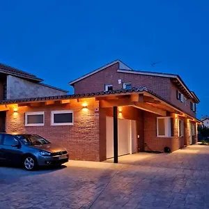 acogedora-suite-con-entrada-independiente-masnou.catalonia-hotels.com/